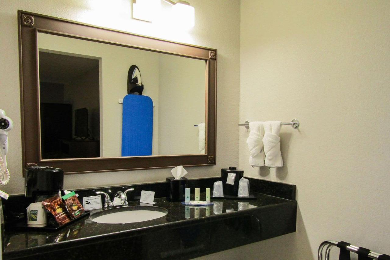 Quality Inn & Suites Kissimmee By The Lake Four Corners Exteriér fotografie